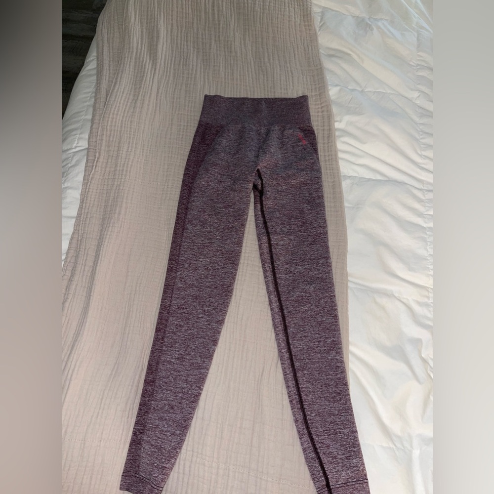 Gymshark Vital Seamless Leggings – Berry Marl, Size Small